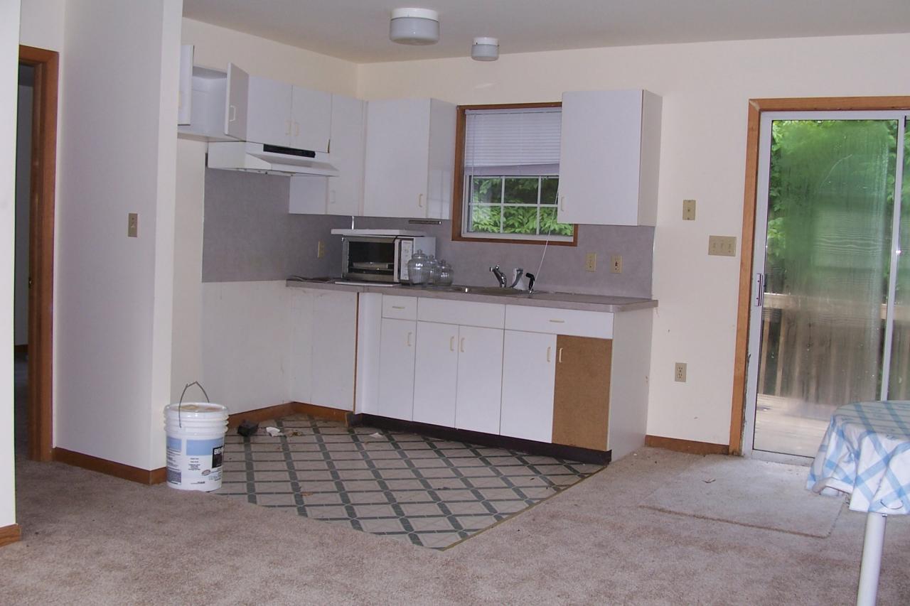 405 G Sawmill Road Tobyhanna, PA 18466 - Photo 3 of 5 kitchen