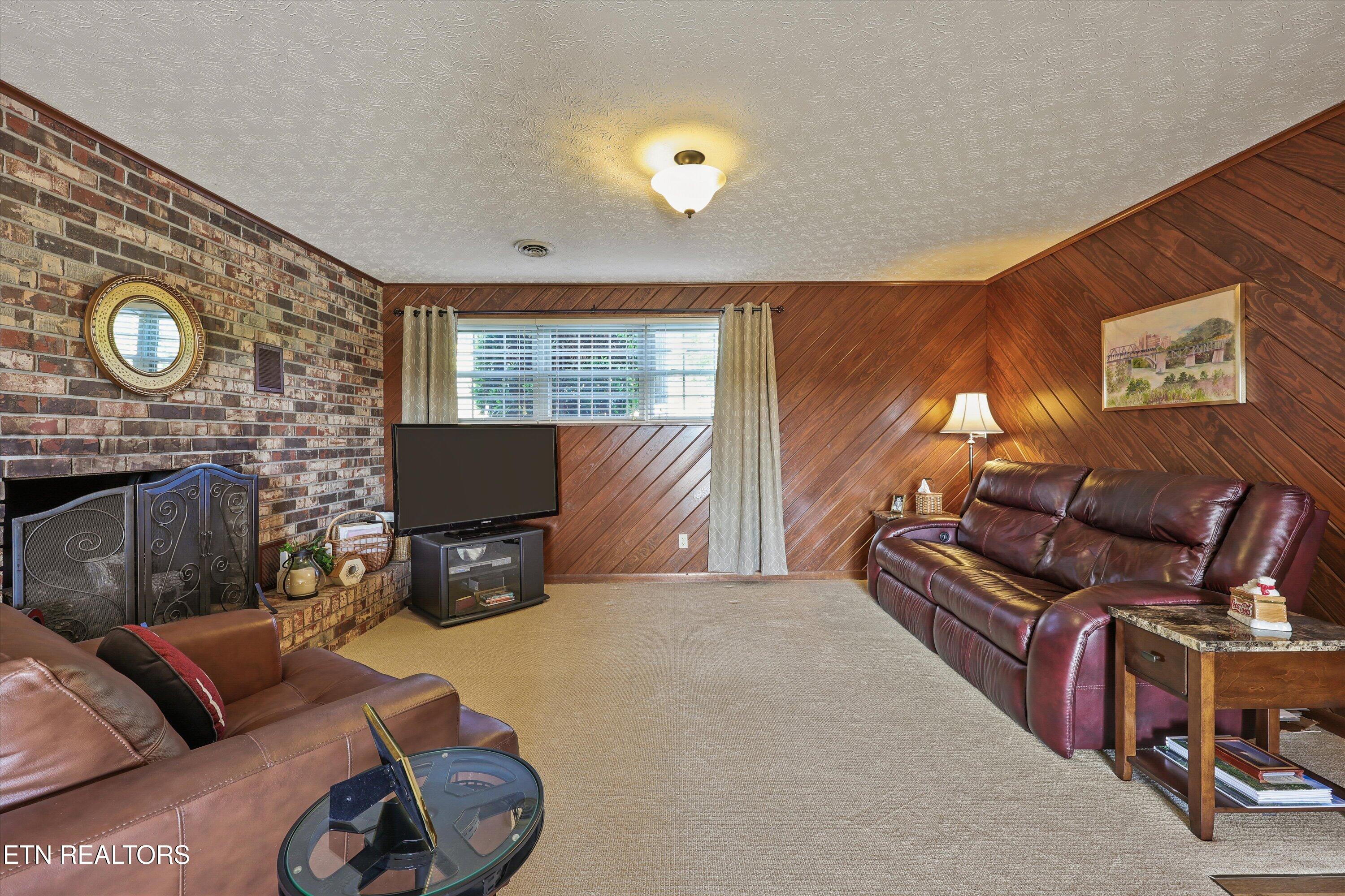 10404 Cobb Lane Mascot, TN 37806 - Photo 26 of 45 26-10404 Cobb Ln 21