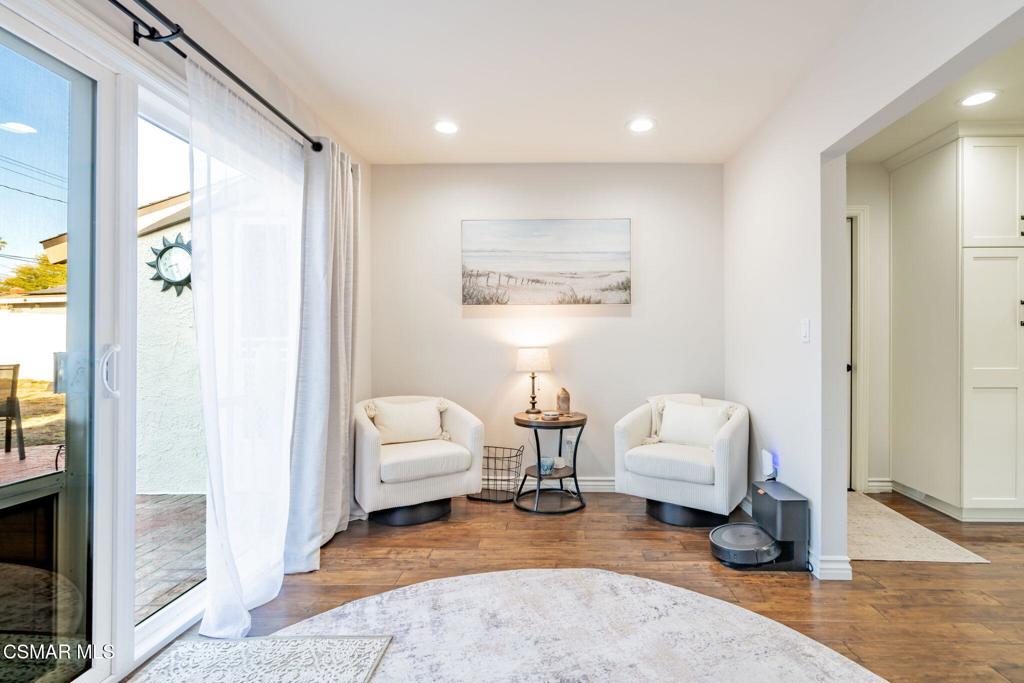 2858 Kadota Street Simi Valley, CA 93063 - Photo 12 of 49