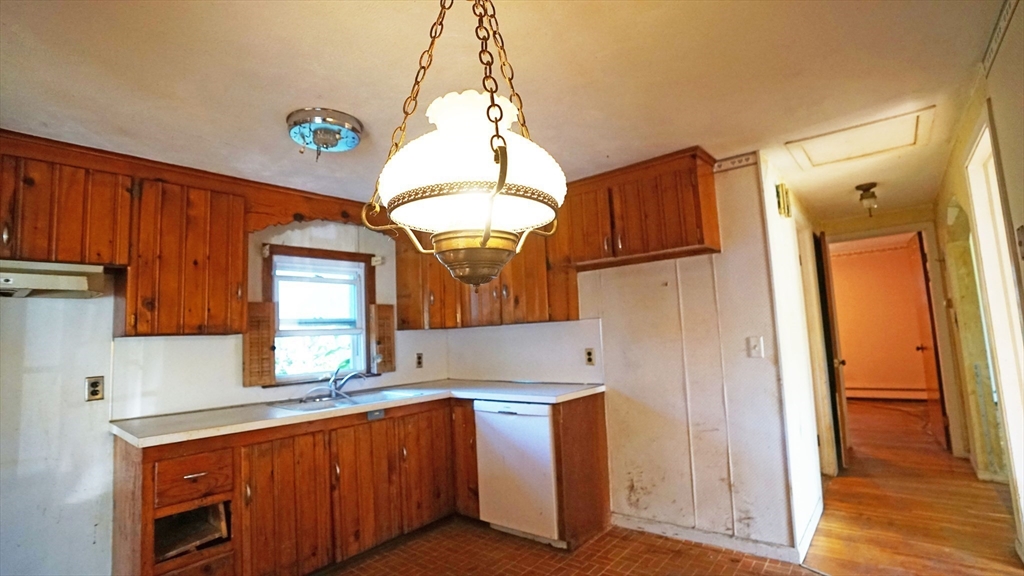 16 Brigham Road South Hadley, MA 01075 - Photo 11 of 26 Gallery Image 11