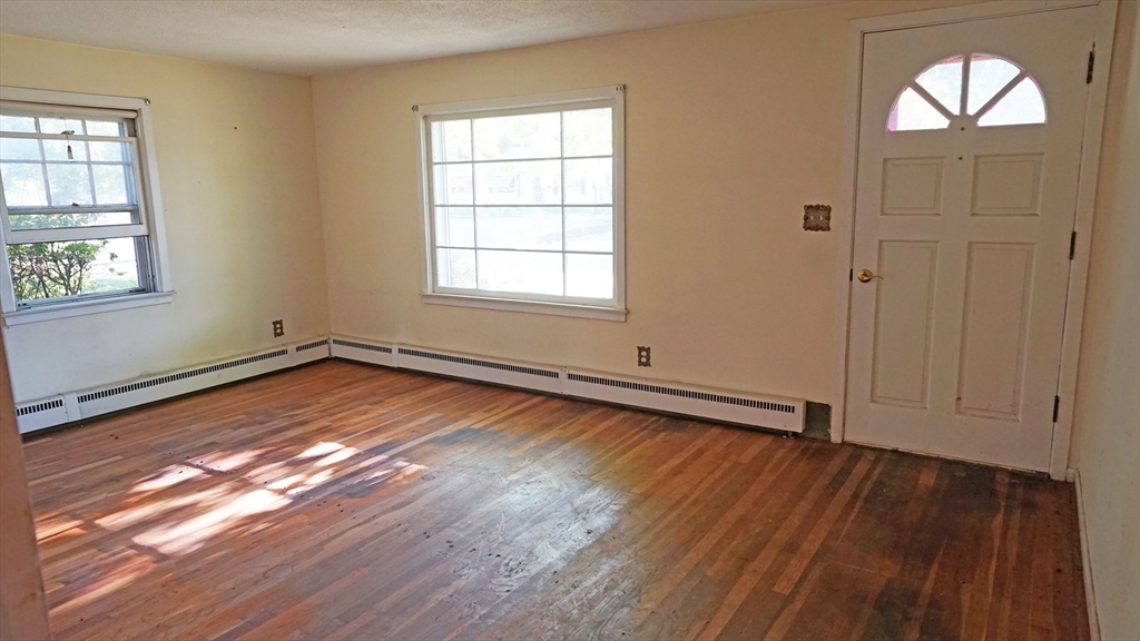 16 Brigham Road South Hadley, MA 01075 - Photo 12 of 26 Gallery Image 12