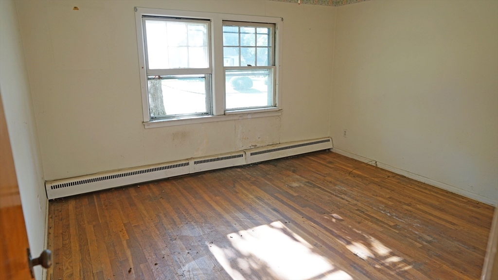 16 Brigham Road South Hadley, MA 01075 - Photo 14 of 26 Gallery Image 14