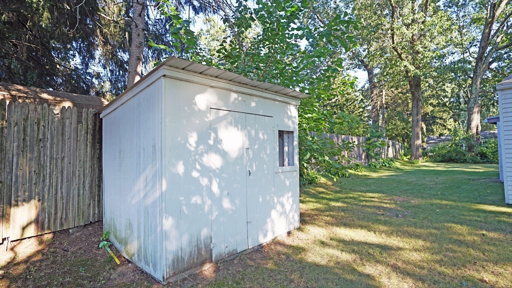 16 Brigham Road South Hadley, MA 01075 - Photo 21 of 26 Gallery Image 21