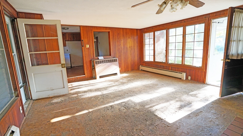 16 Brigham Road South Hadley, MA 01075 - Photo 4 of 26 Gallery Image 4