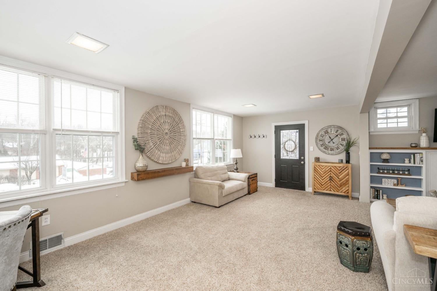 8246 Camargo Road Madeira, OH 45243 - Photo 8 of 38 Gallery Image 8