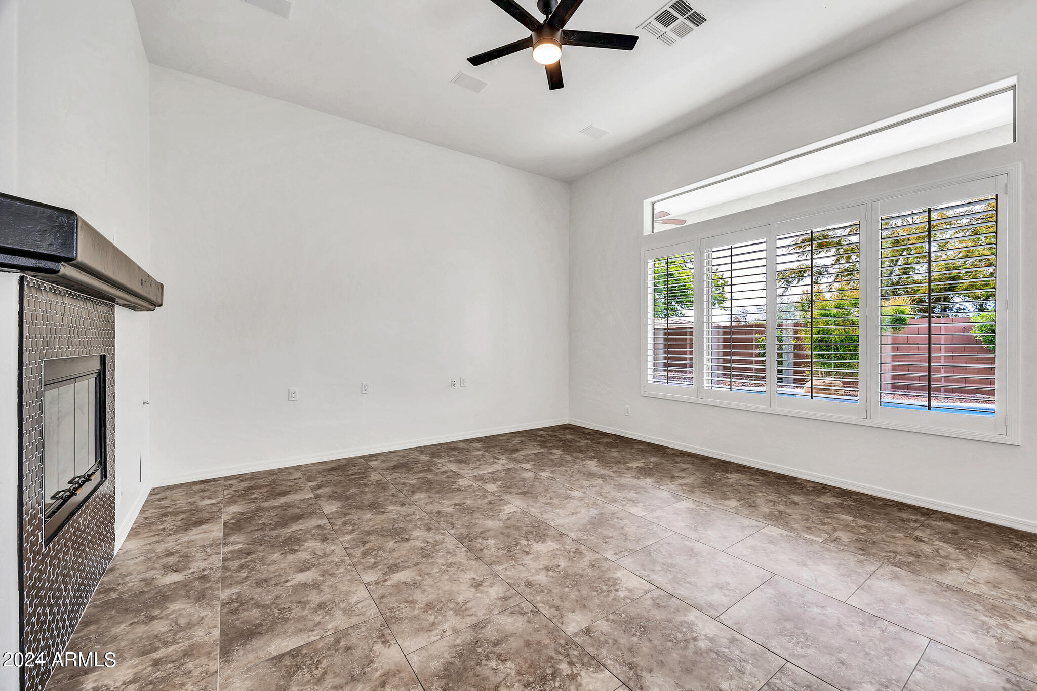 42053 North Moss Springs Road Anthem, AZ 85086 - Photo 18 of 72 42053 N Moss Springs Rd-9