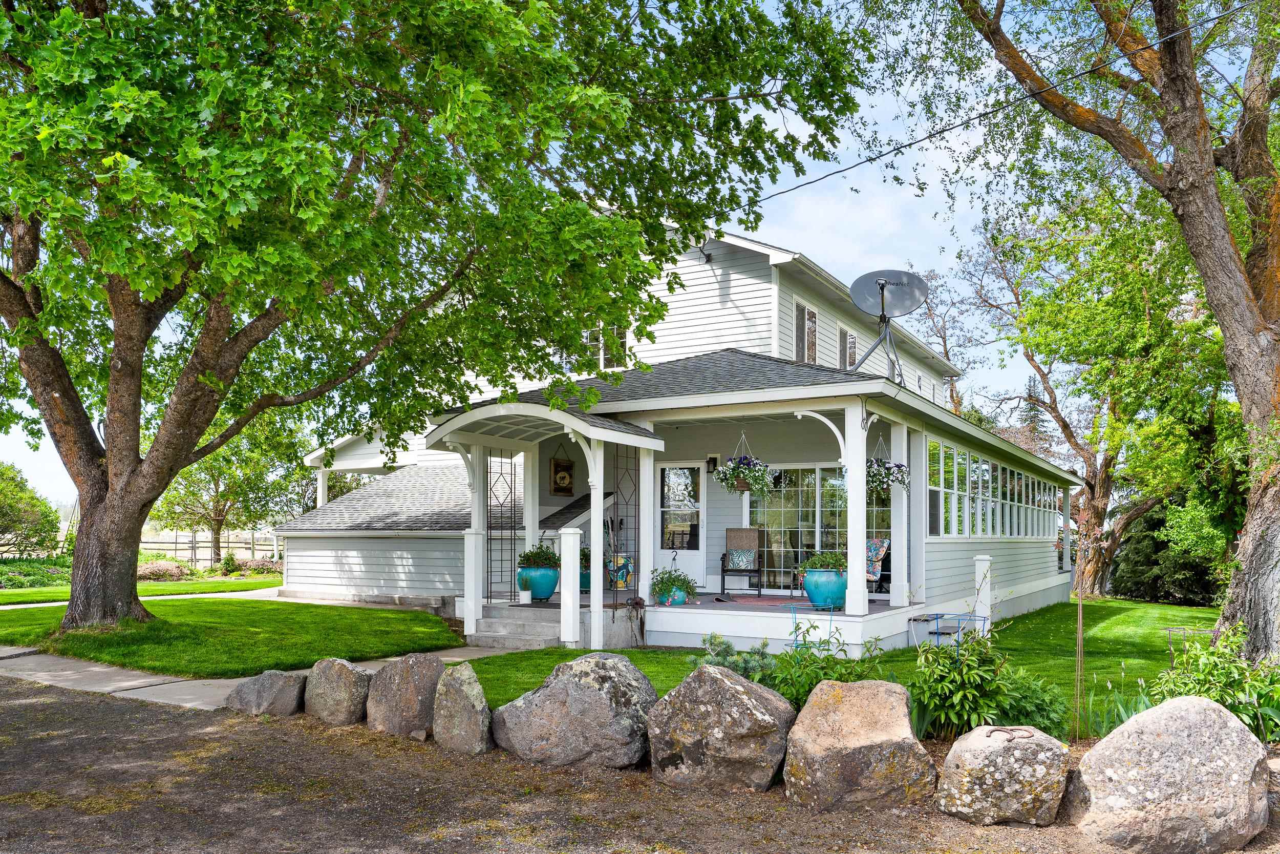 15711 West 4 Mound Rd