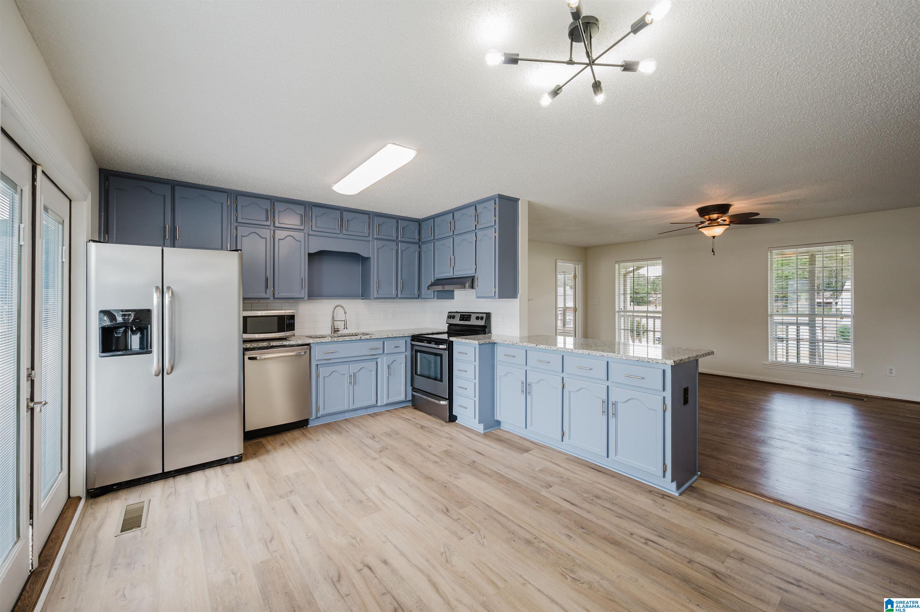 2191 Country Cove Road Kimberly, AL 35091 - Photo 13 of 33