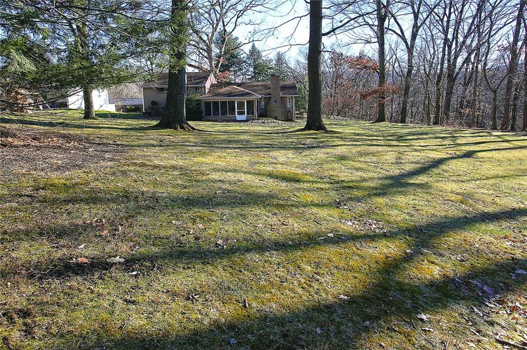 124 W Road Pittsburgh, PA 15209 - Photo 19 of 20 Gallery Image 19
