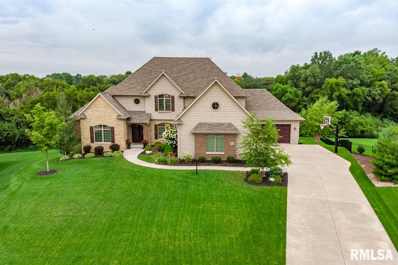 6412 Cardinal Road Bettendorf, IA 52722 - Photo 1 of 36 Gallery Image 1