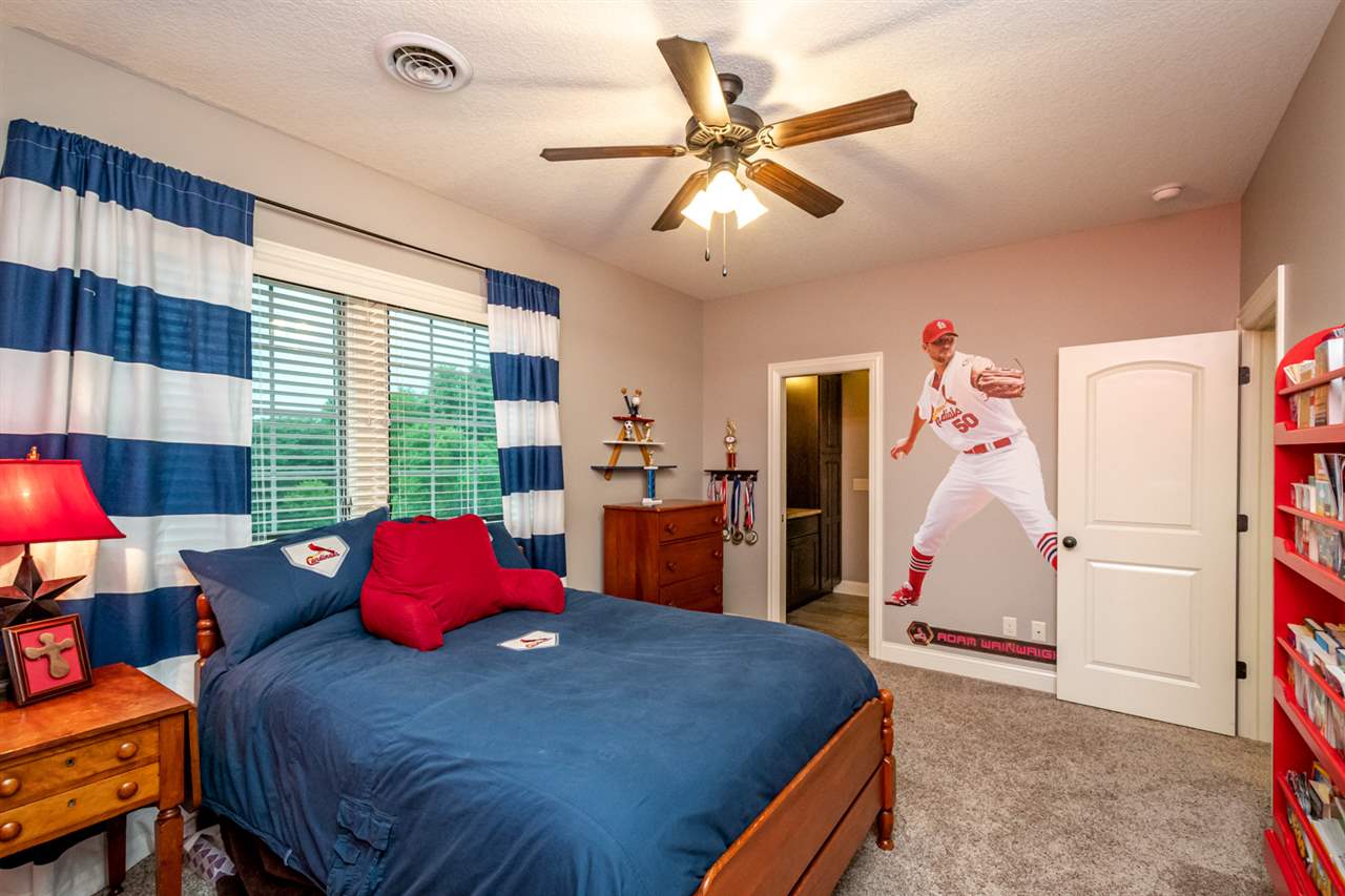 6412 Cardinal Road Bettendorf, IA 52722 - Photo 25 of 36 Gallery Image 25