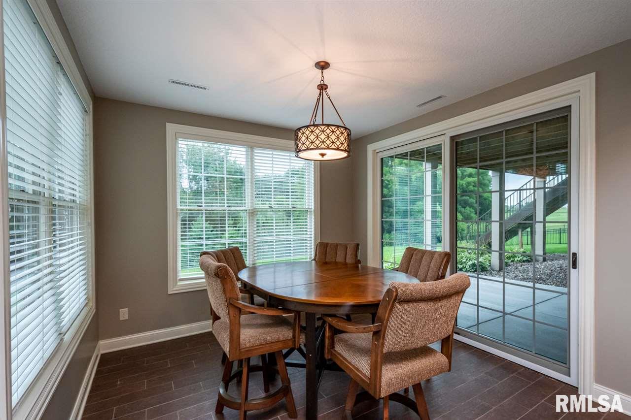 6412 Cardinal Road Bettendorf, IA 52722 - Photo 33 of 36 Gallery Image 33