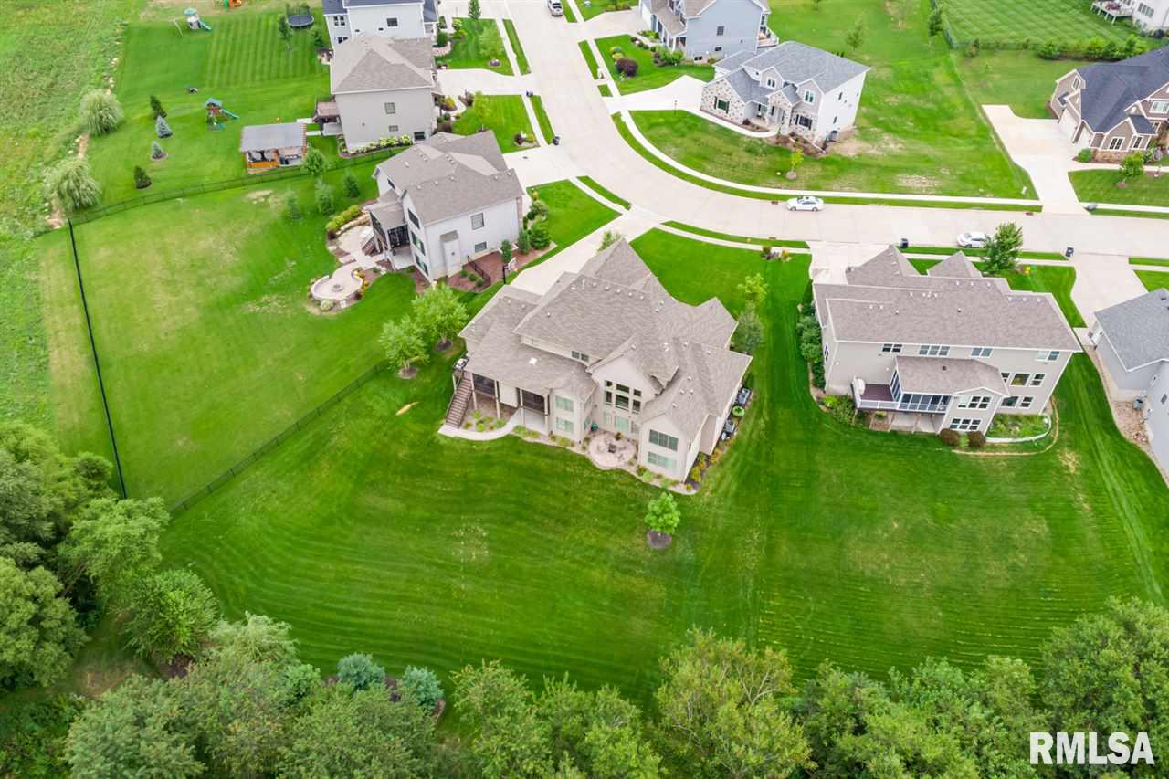6412 Cardinal Road Bettendorf, IA 52722 - Photo 36 of 36 Gallery Image 36