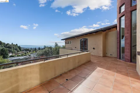 $3,500,000 | 150 Vicente Road, Berkeley, CA 94705