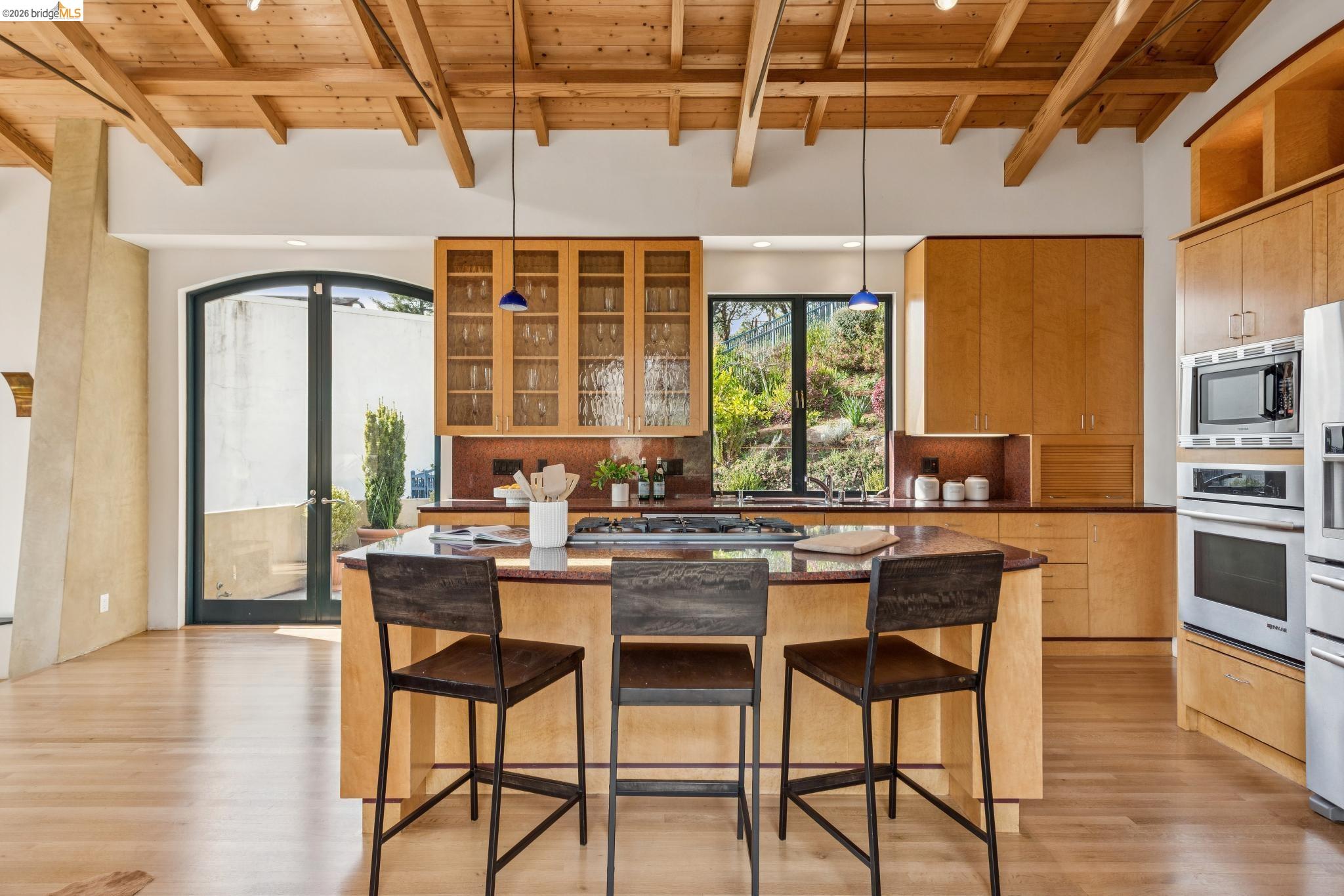 150 Vicente Road Berkeley, CA 94705 - Photo 17 of 54