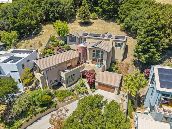 $3,500,000 | 150 Vicente Road, Berkeley, CA 94705