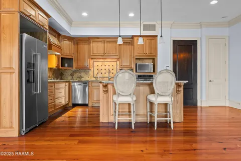 $639,500 | 302 Richland Avenue, Unit 308C, Lafayette, LA 70508