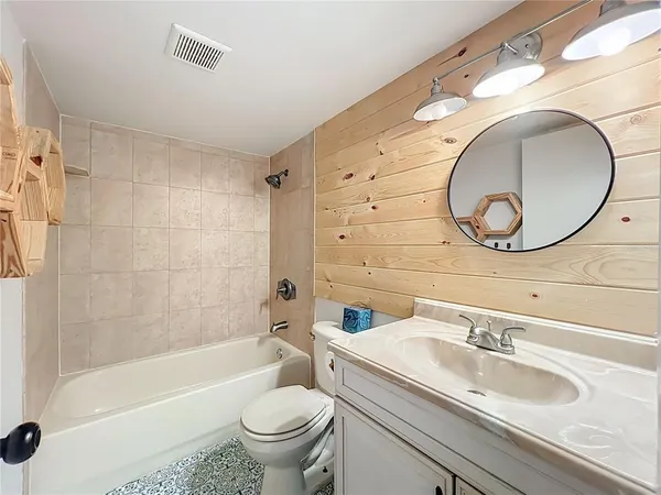 $1,800 | 233 Crown Oaks Way, Unit 233, Longwood, FL 32779