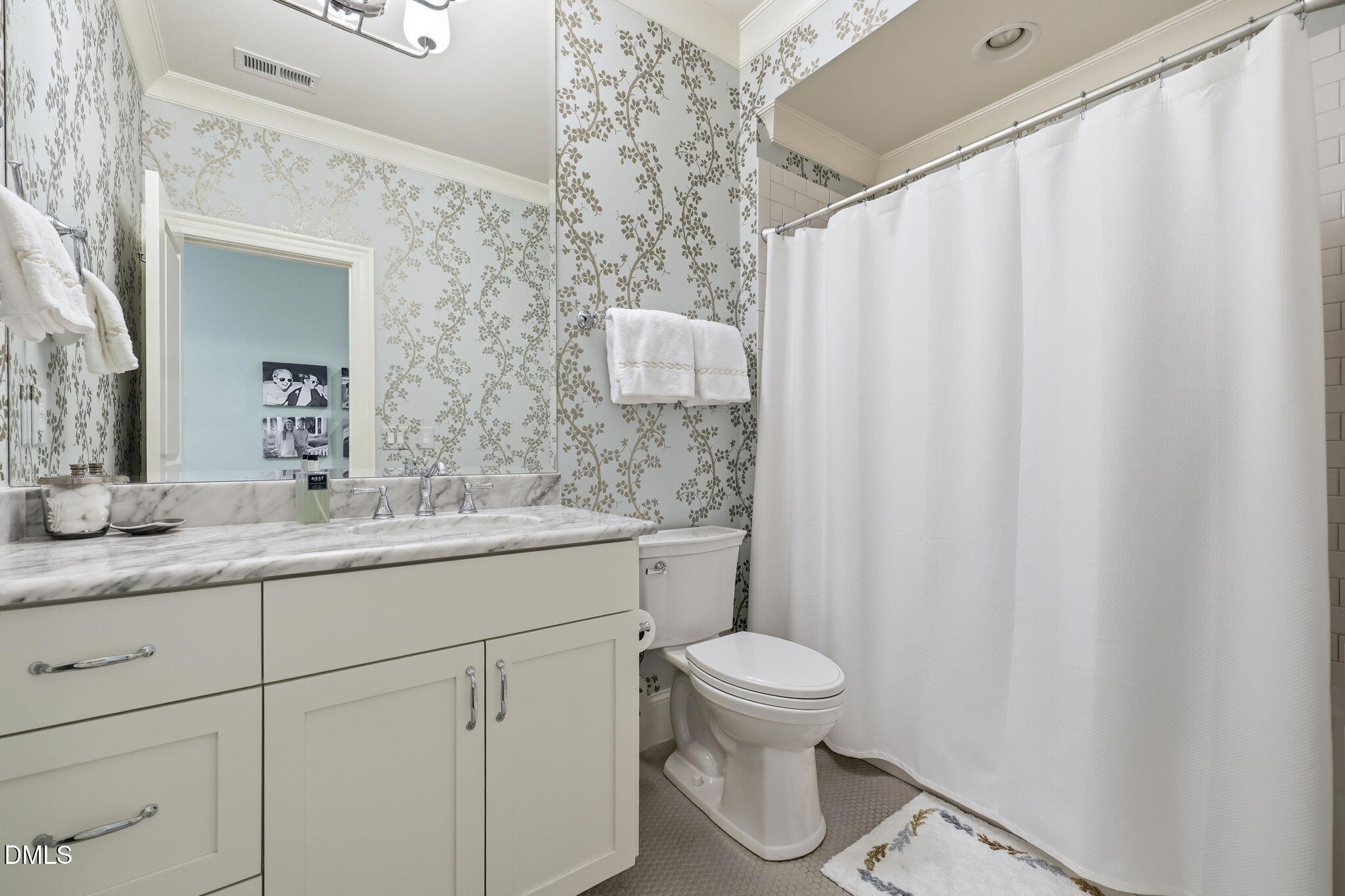 2808 Anderson Drive Raleigh, NC 27608 - Photo 41 of 49 17-web-or-mls-IMG_0859 copy