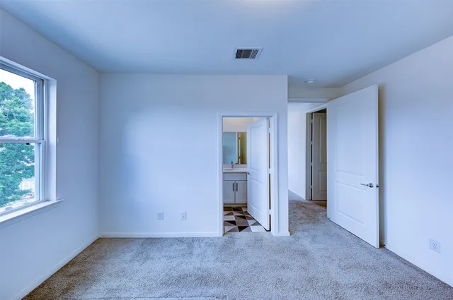 $406,000 | 1526 Ojeman Road, Unit A, Houston, TX 77055