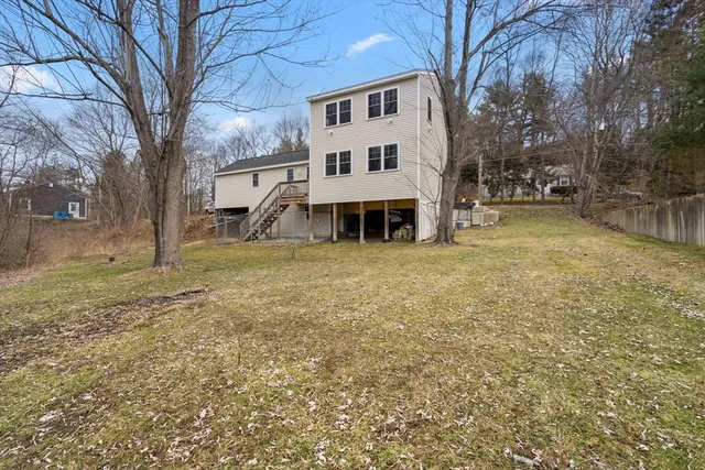 $2,100 | 48 Boston Road, Unit A, Groton, MA 01450