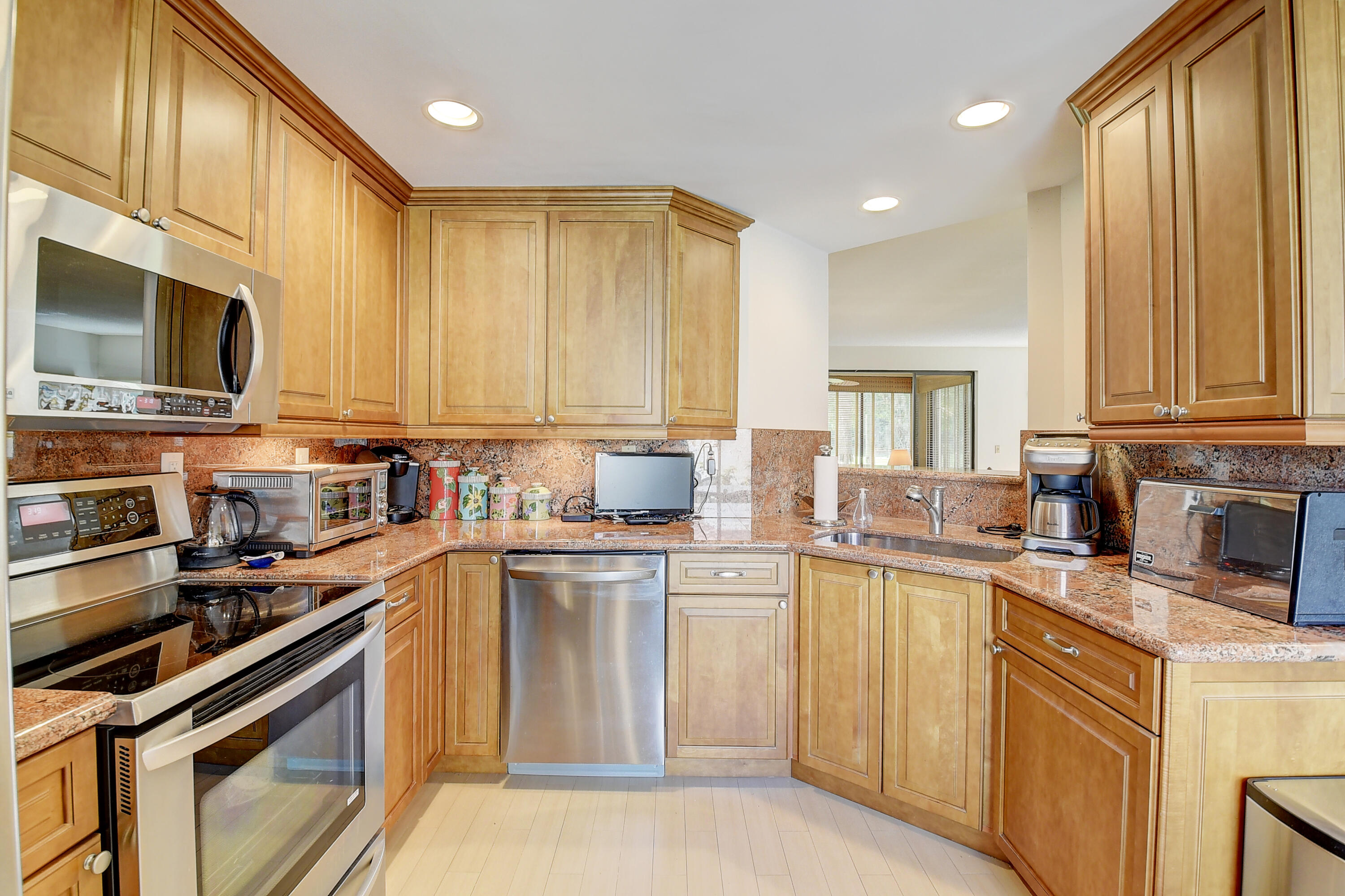 7900 Granada Place, Unit 1103 Boca Raton, FL 33433 - Photo 18 of 56 Kitchen