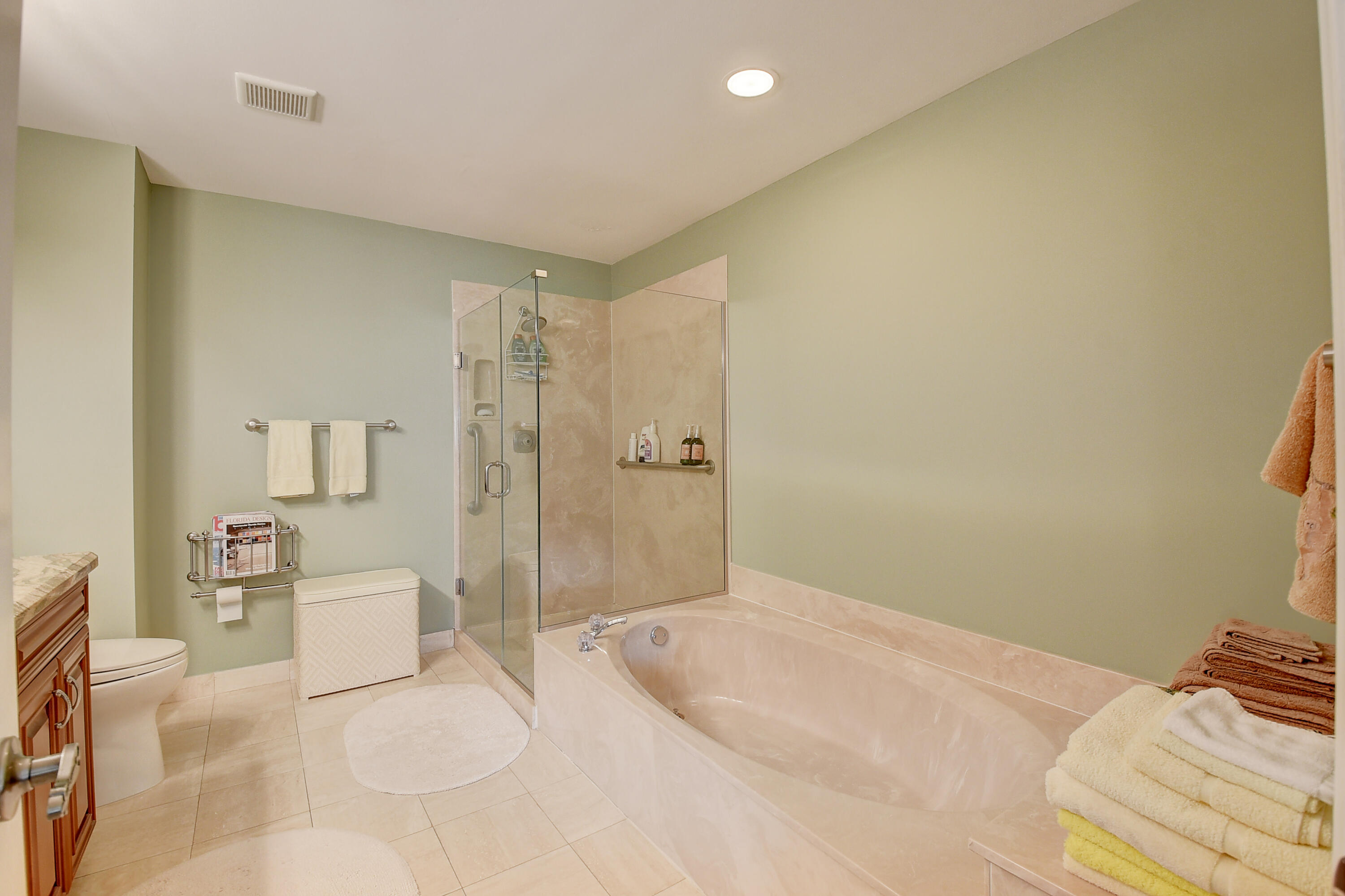 7900 Granada Place, Unit 1103 Boca Raton, FL 33433 - Photo 28 of 56 Master bath