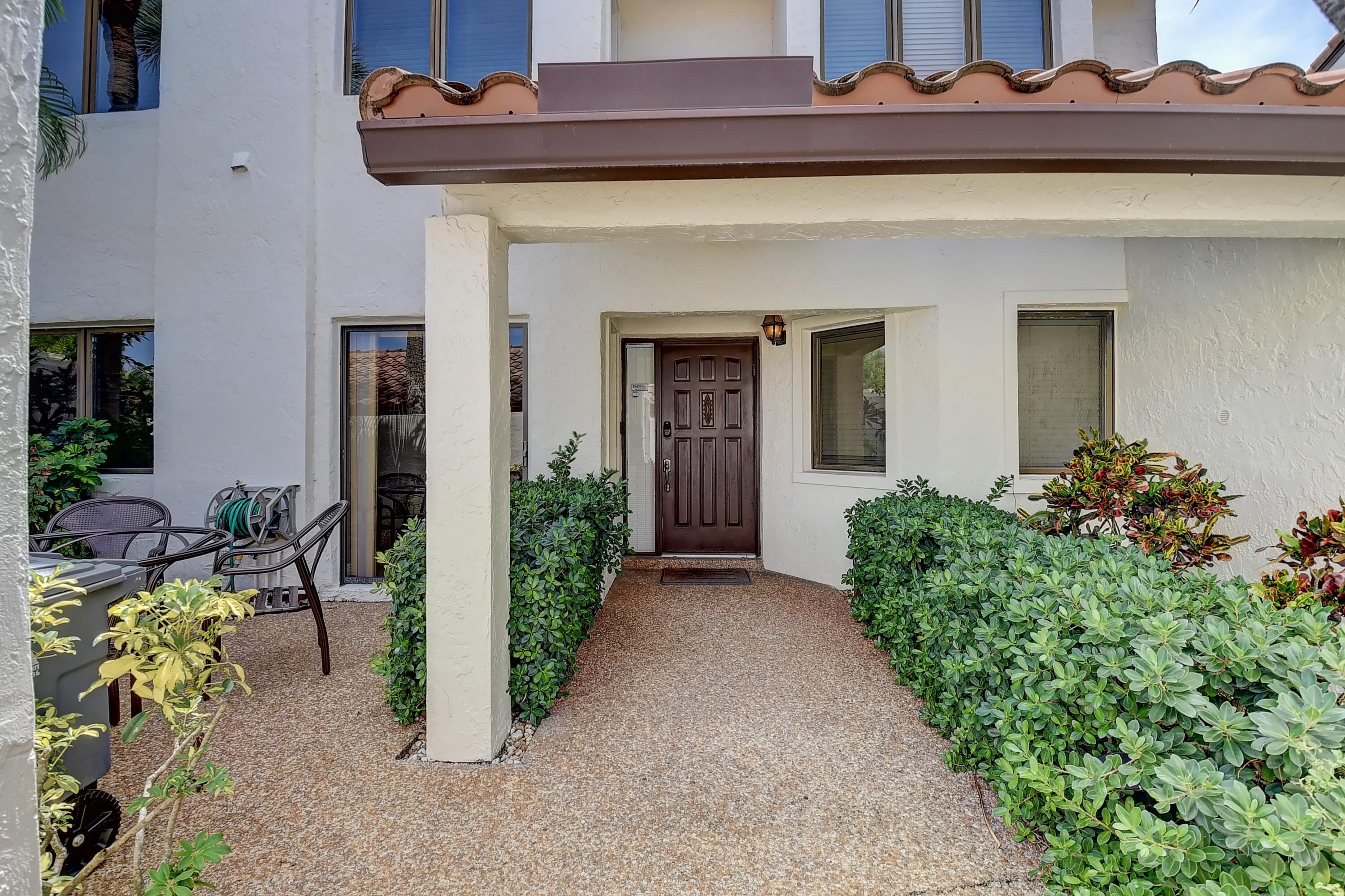 7900 Granada Place, Unit 1103 Boca Raton, FL 33433 - Photo 3 of 56 Entry