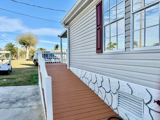 $359,000 | 2132 Southeast 29th Street, Okeechobee, FL 34974