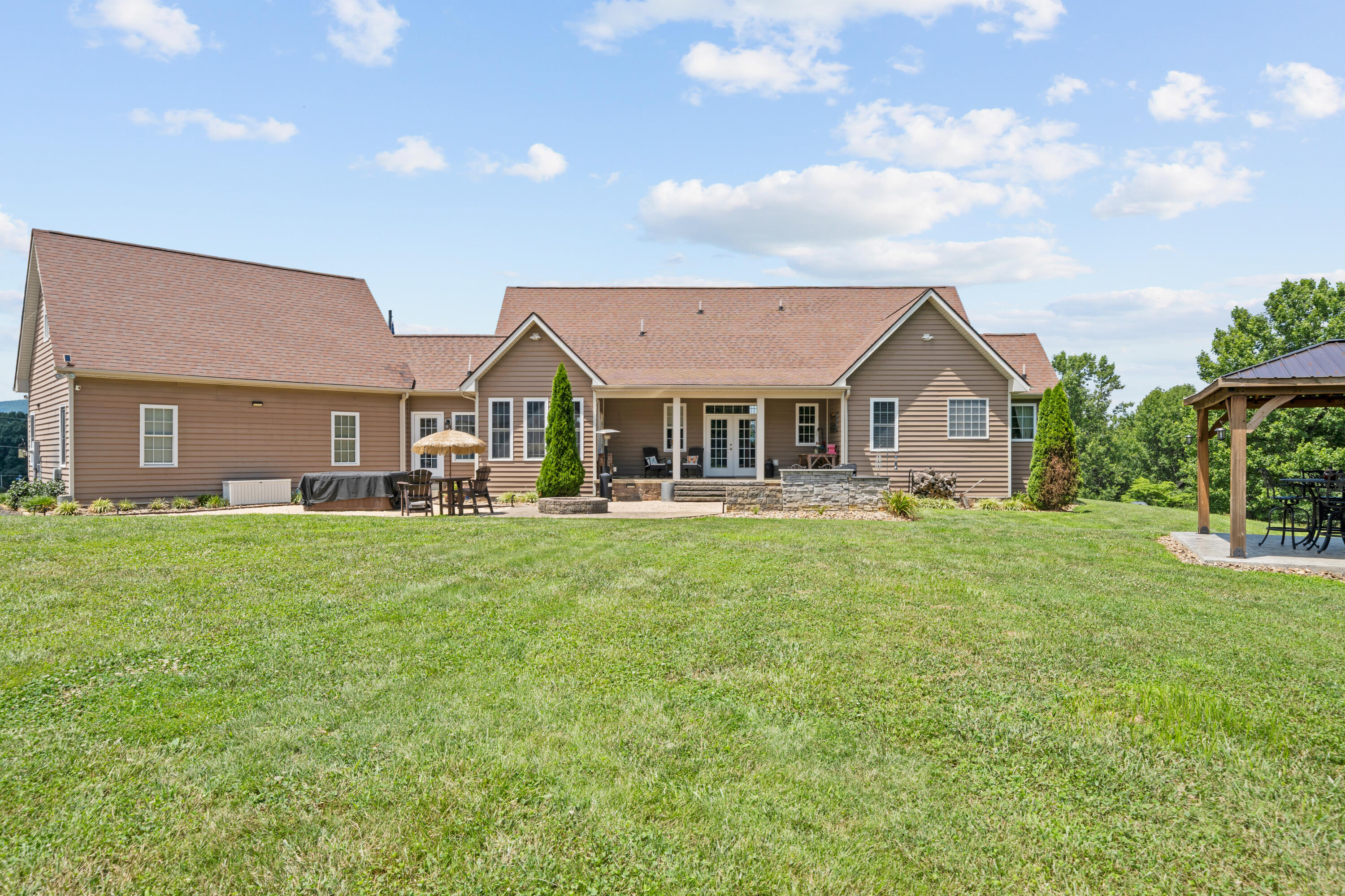 2311 Blacksburg Road Fincastle, VA 24090 - Photo 36 of 40 Rear