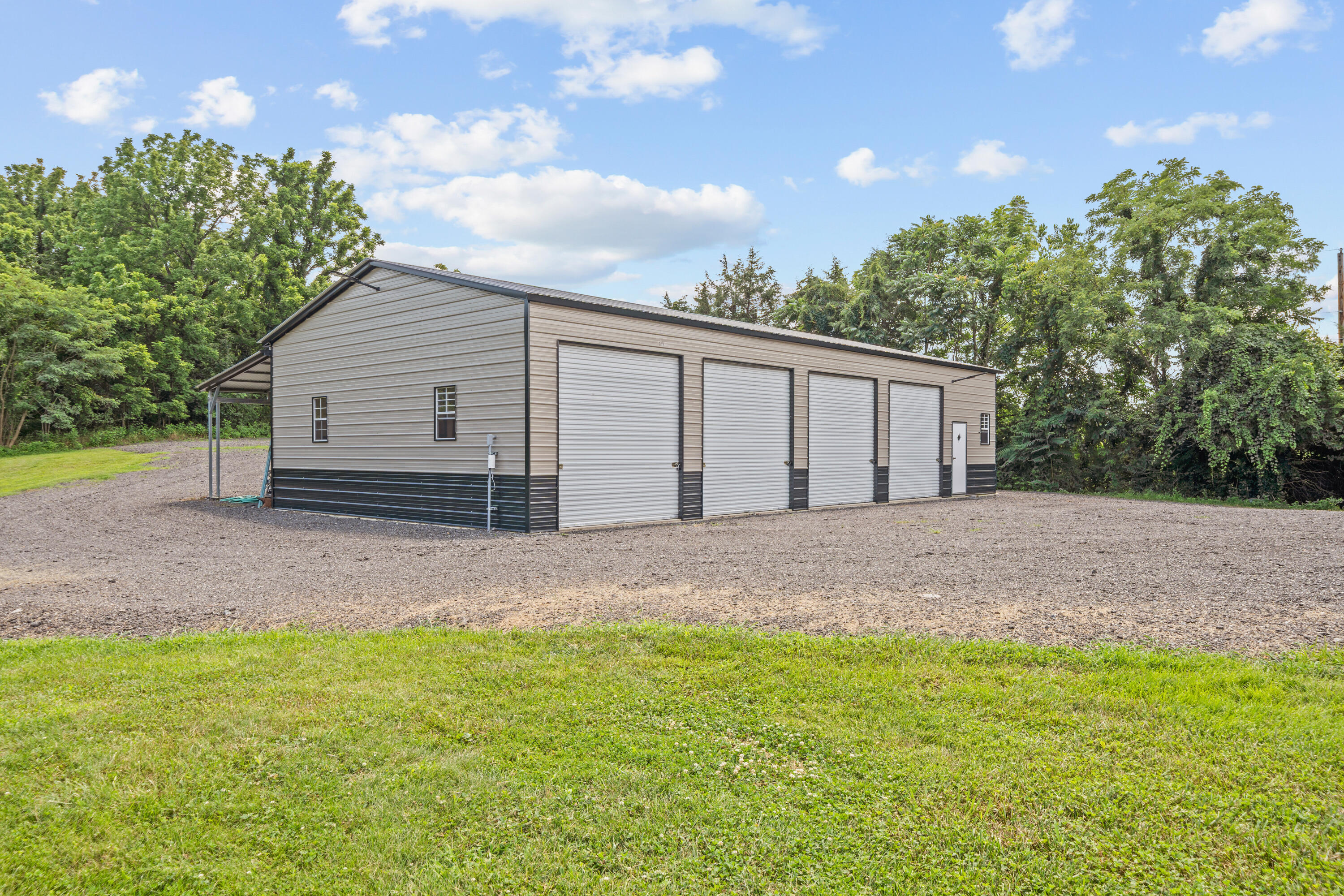 2311 Blacksburg Road Fincastle, VA 24090 - Photo 38 of 40 Detached Garage