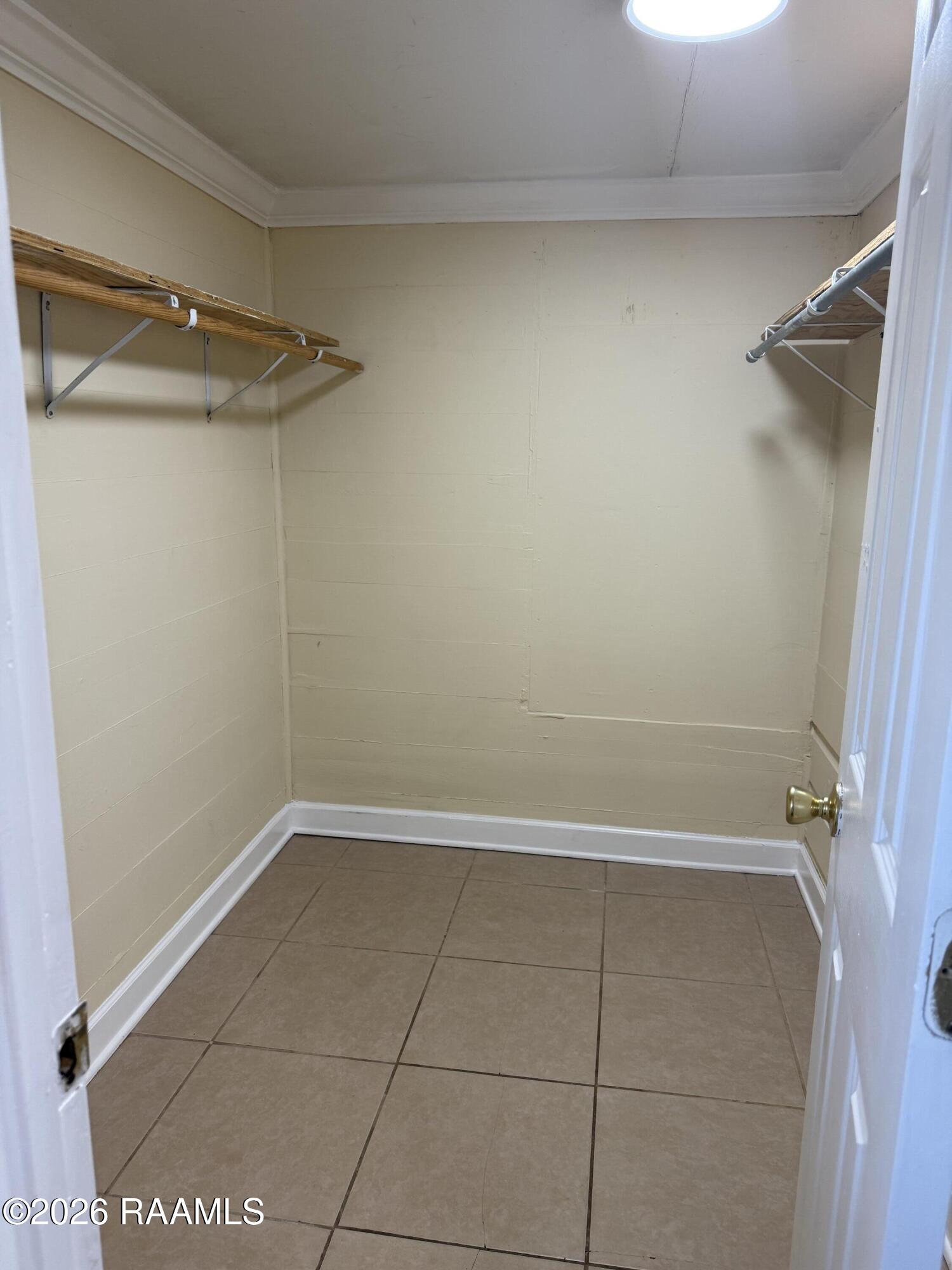 304 Marne Street Lafayette, LA 70501 - Photo 7 of 15 IMG_4465