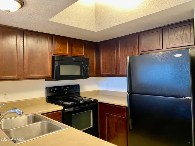 $1,150 | 1720 East Thunderbird Road, Unit 1047, Phoenix, AZ 85022