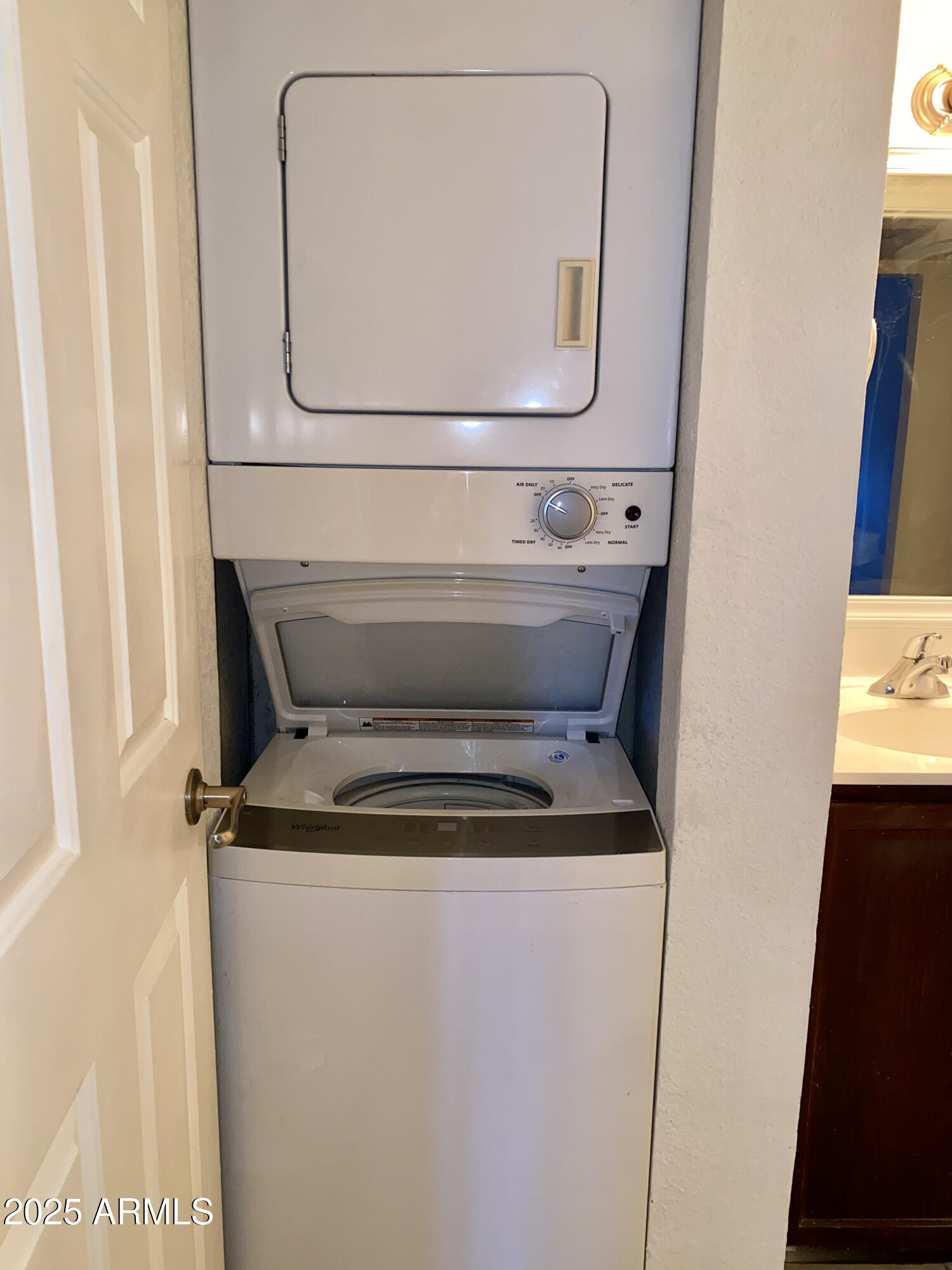 1720 East Thunderbird Road, Unit 1047 Phoenix, AZ 85022 - Photo 6 of 21 IMG_6016