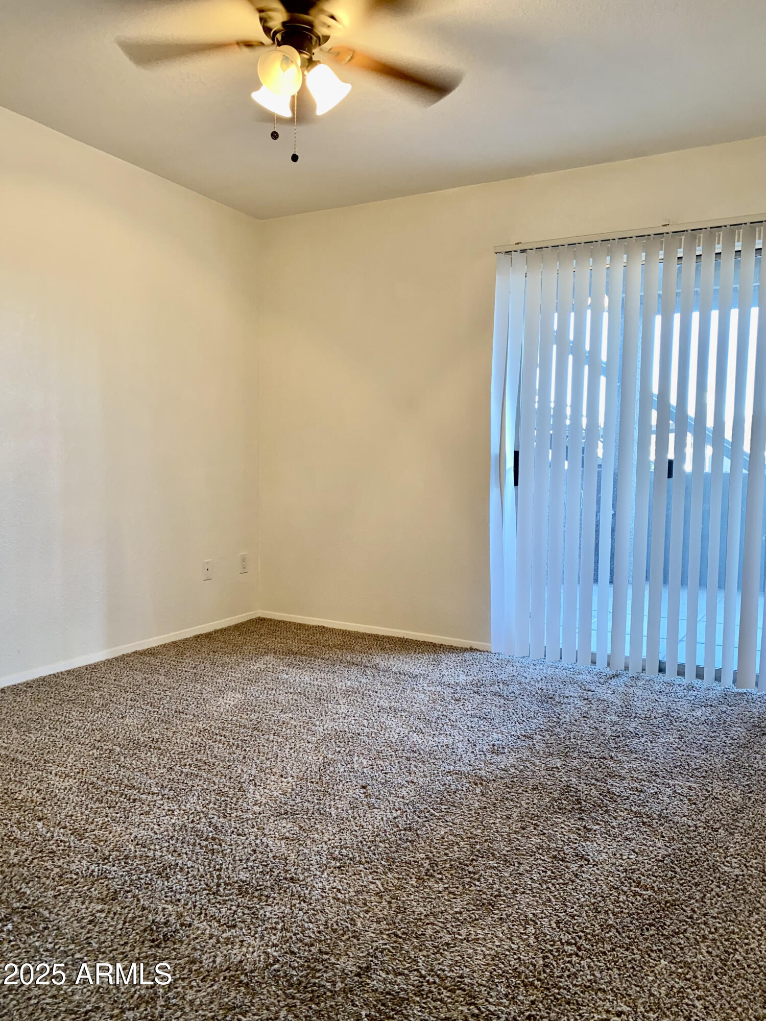 1720 East Thunderbird Road, Unit 1047 Phoenix, AZ 85022 - Photo 9 of 21 IMG_6019