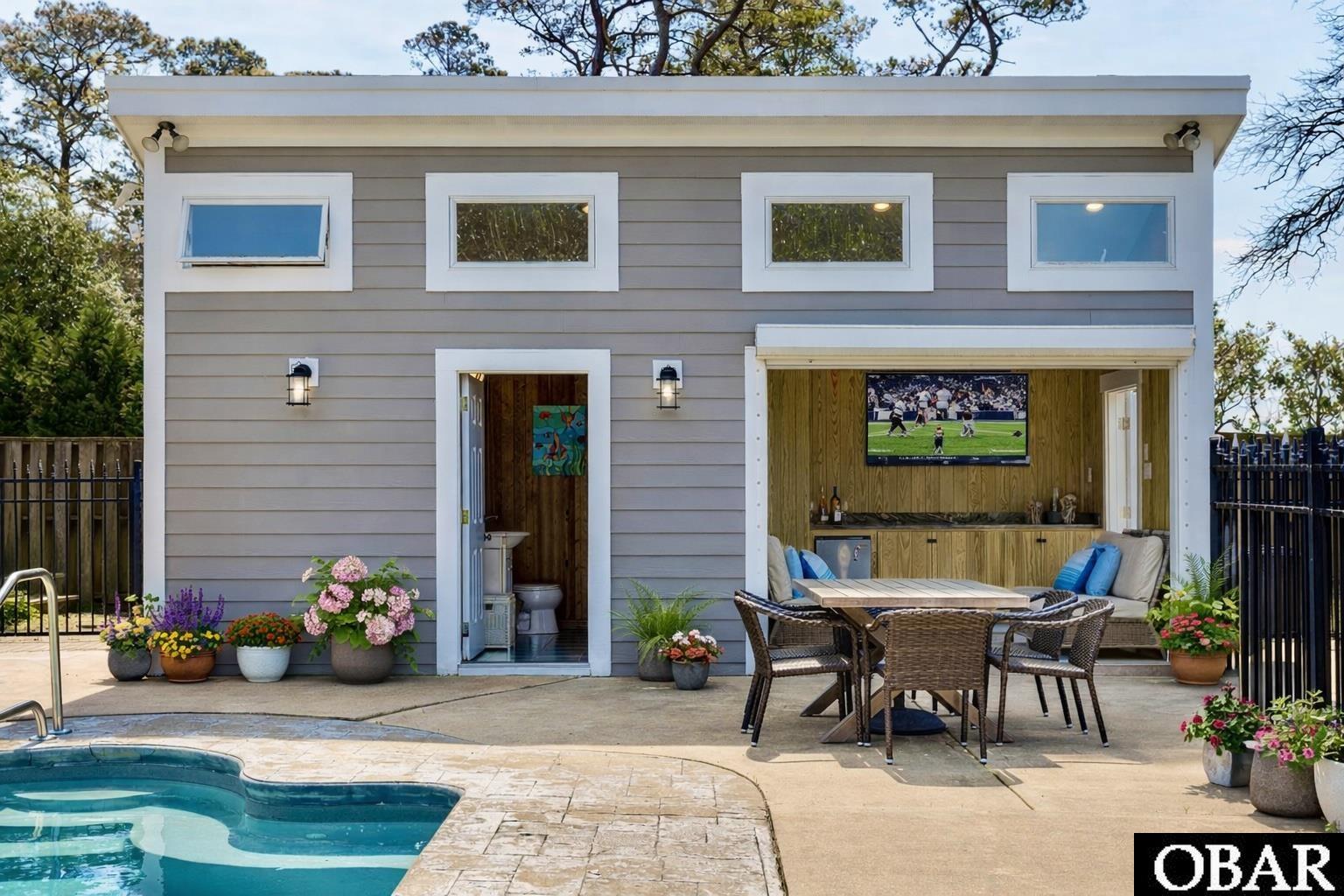 1044 Martins Point Road, Unit 11 Kitty Hawk, NC 27949 - Photo 39 of 50 Pool Hut w/Full Bath