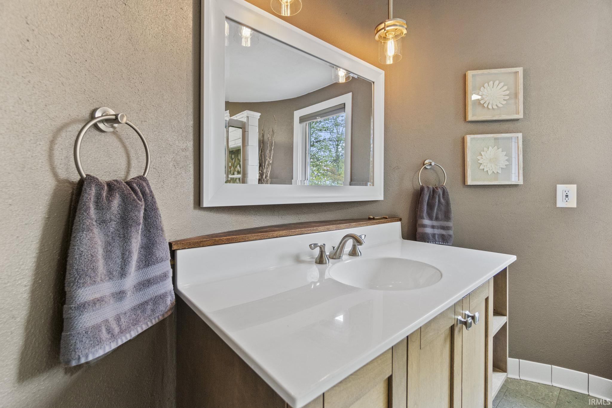 10932 Hickory Tree Road Fort Wayne, IN 46845 - Photo 11 of 36