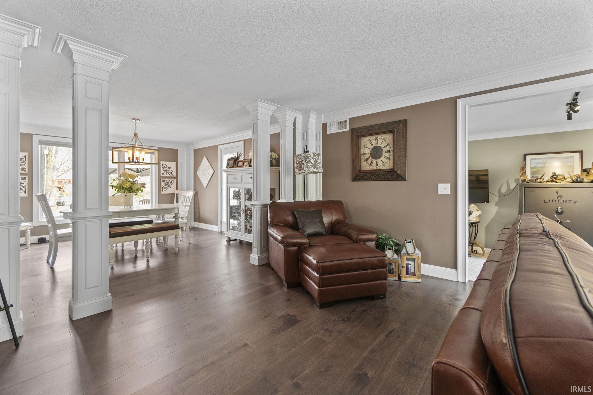 10932 Hickory Tree Road Fort Wayne, IN 46845 - Photo 5 of 36