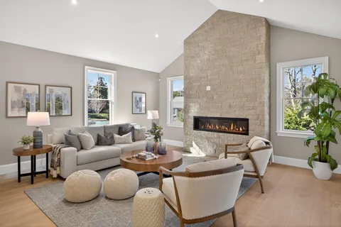 $3,695,000 | 83 Old Mail Road, North Chatham, MA 02650