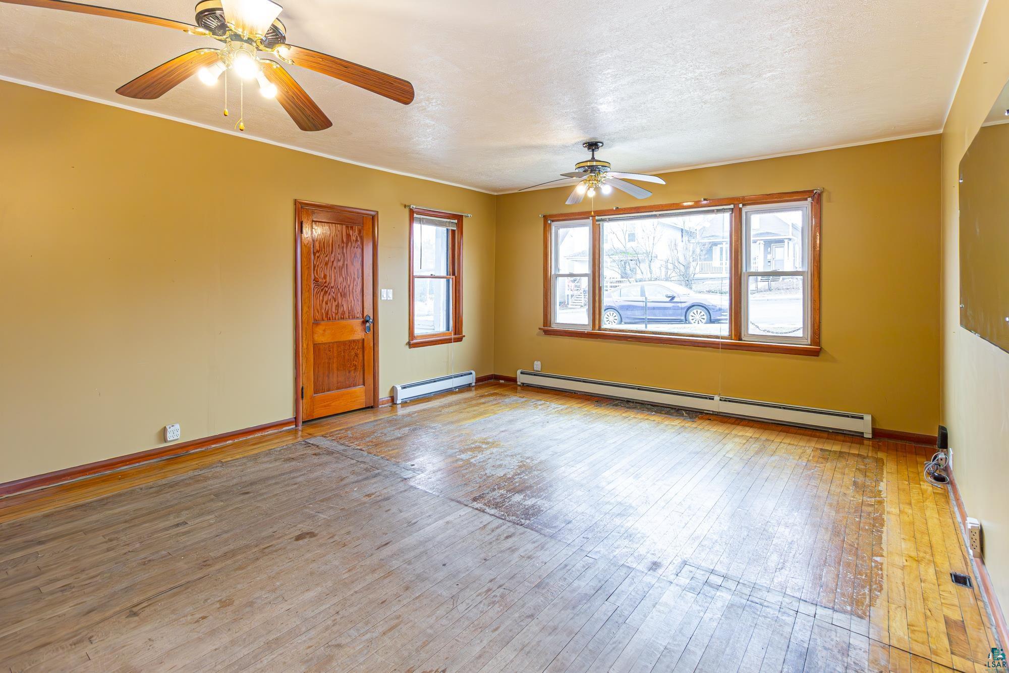 45 West Chapman Street Ely, MN 55731 - Photo 5 of 64