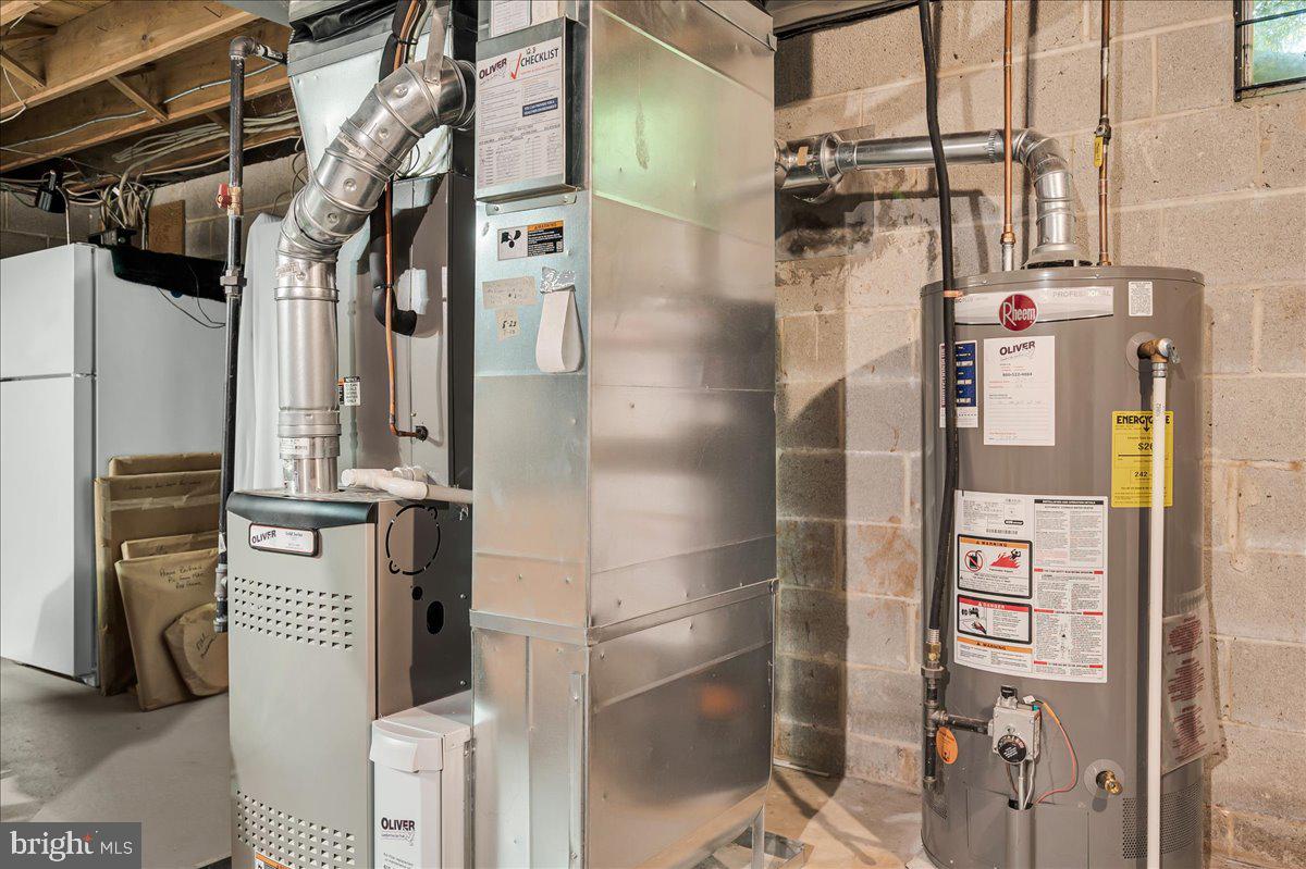 2575 West Colonial Drive Upper Chichester, PA 19061 - Photo 28 of 42 a bathroom with a shower