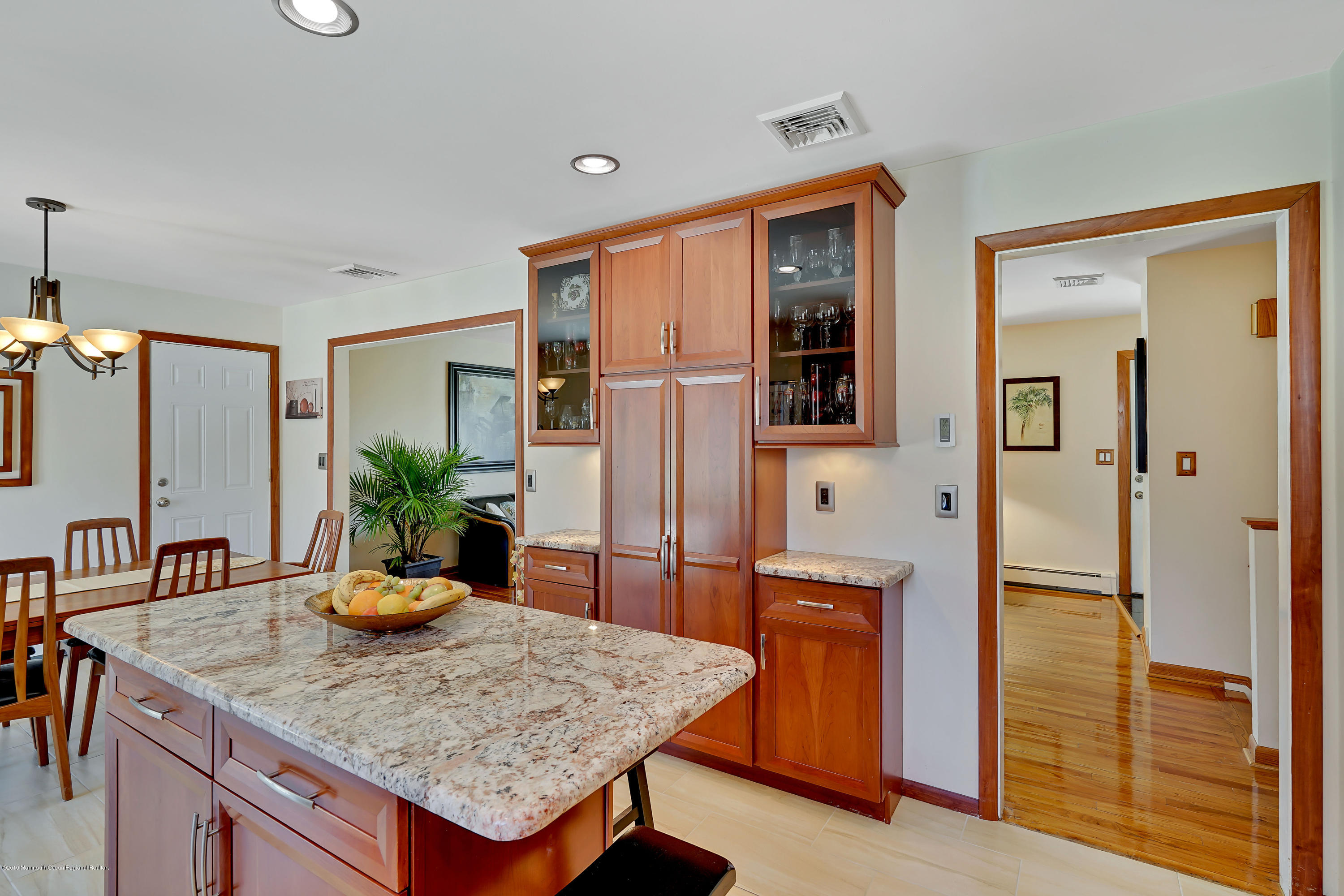 117 Marvin Road Middletown, NJ 07748 - Photo 12 of 32 Kitchen