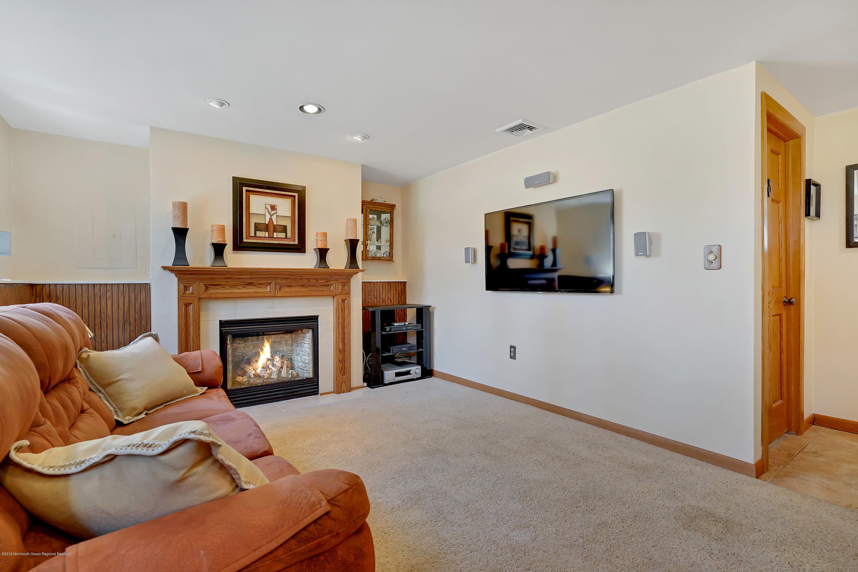 117 Marvin Road Middletown, NJ 07748 - Photo 22 of 32 Family Room