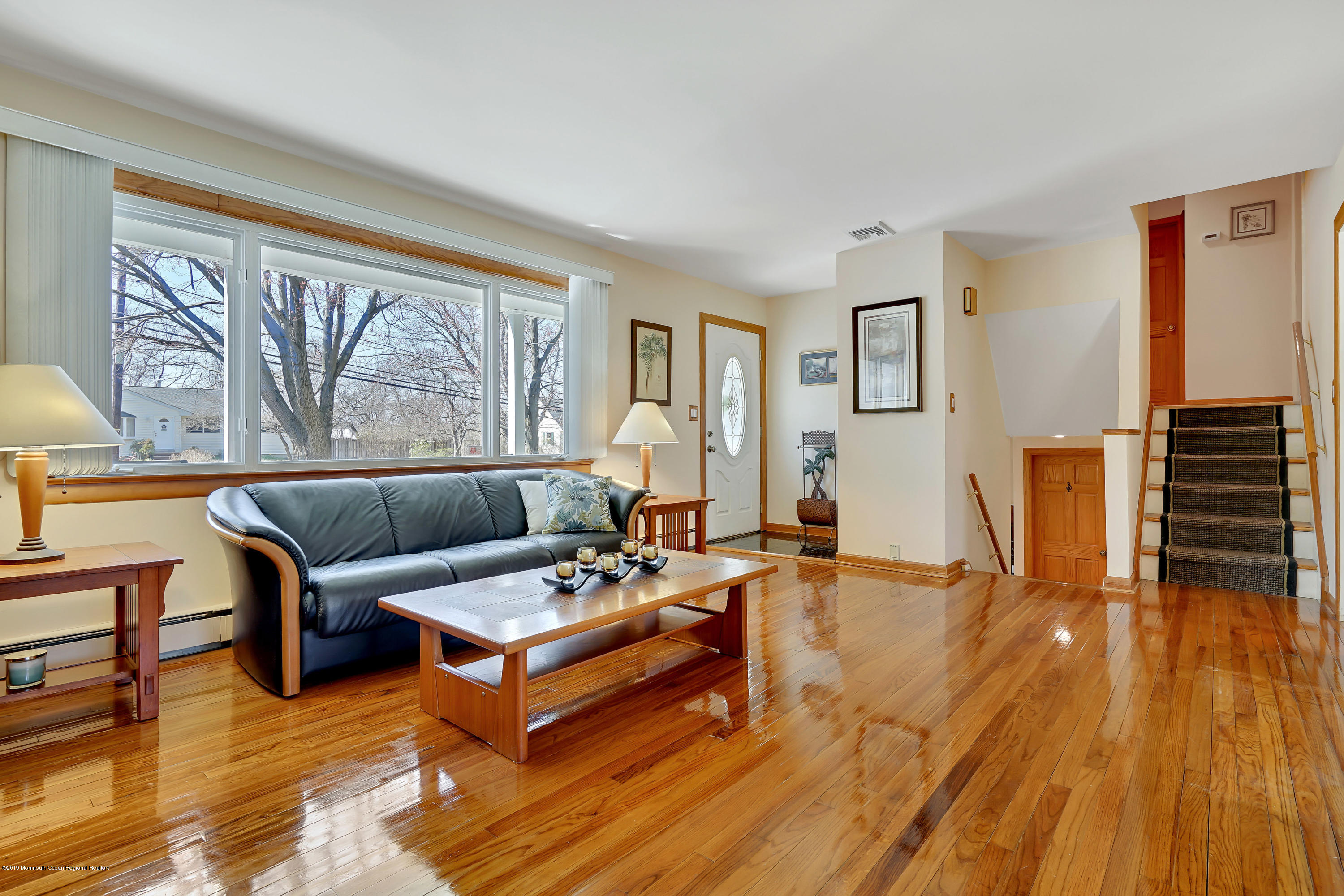 117 Marvin Road Middletown, NJ 07748 - Photo 7 of 32 Living Room