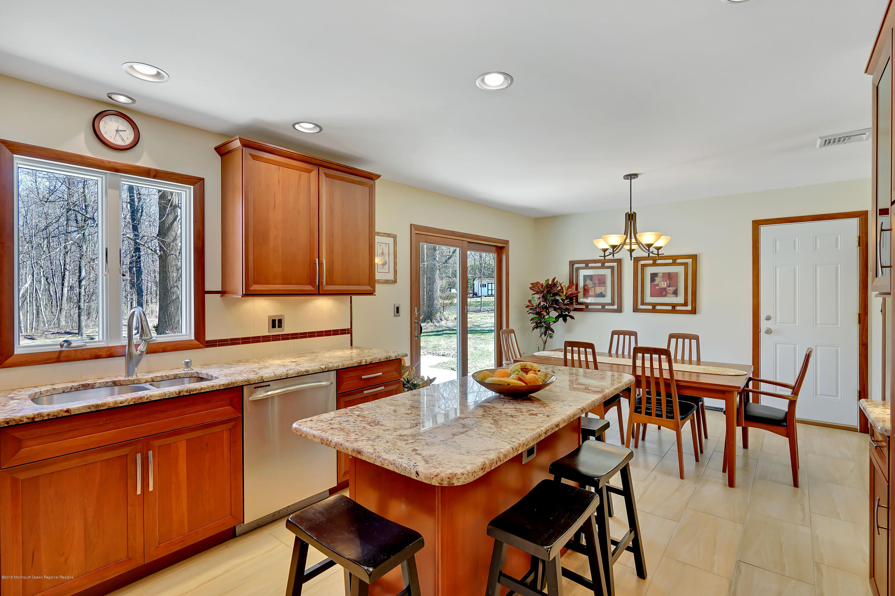 117 Marvin Road Middletown, NJ 07748 - Photo 9 of 32 Kitchen