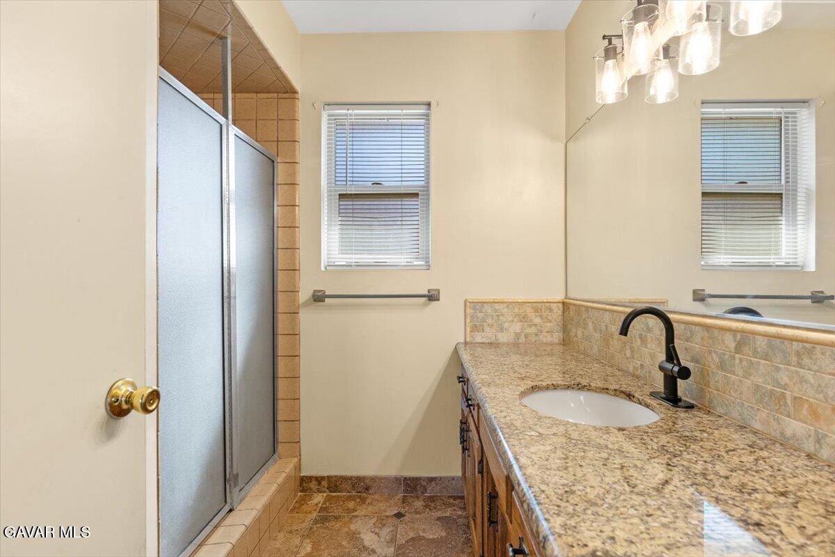 22020 Westwood Boulevard Tehachapi, CA 93561 - Photo 21 of 52 10-6Y9A4925