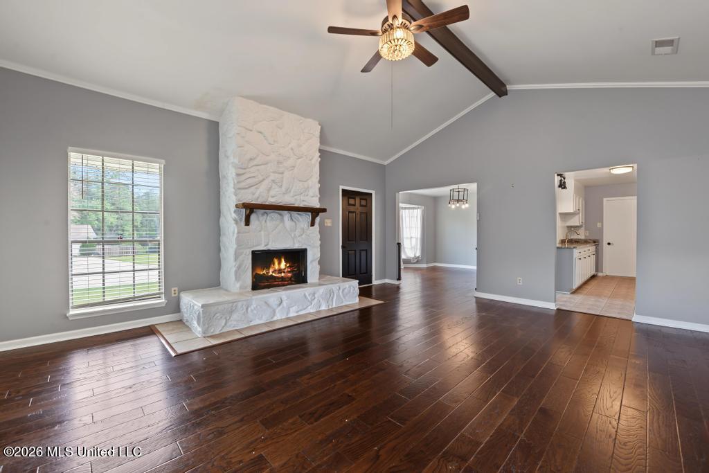 1337 Diller Road Ocean Springs, MS 39564 - Photo 4 of 21 Front Room
