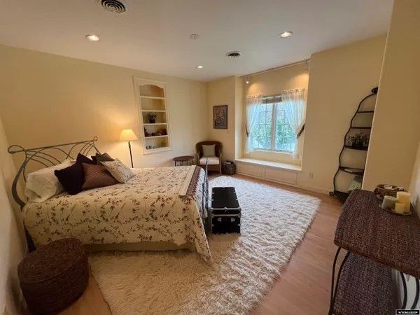 $1,300,000 | 4251 Valley Green Circle, Riverton, WY 82501