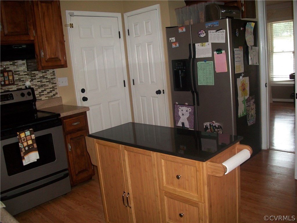 4700 Cedar Cliff Road Chester, VA 23831 - Photo 4 of 20