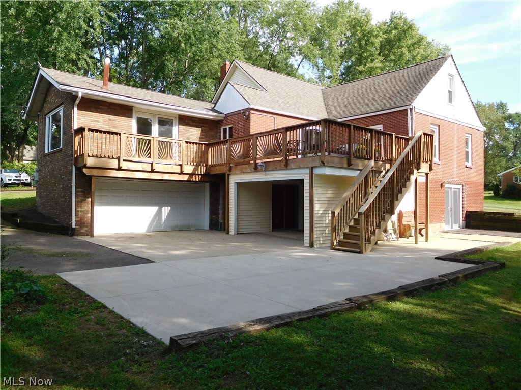 2136 Manor Road Uniontown, OH 44685 - Photo 32 of 35
